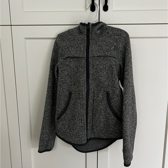 Ivivva by Lululemon zip up sweater - Picture 1 of 4